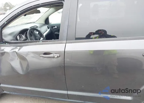 2017 Dodge Journey Sxt from USA, damaged, VIN 3C4PDCBG5HT573084